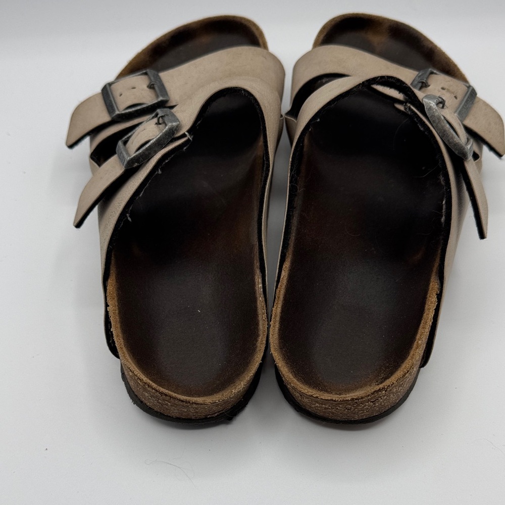 Birkenstock Sandals - Women's 40 - Picture 2 of 4